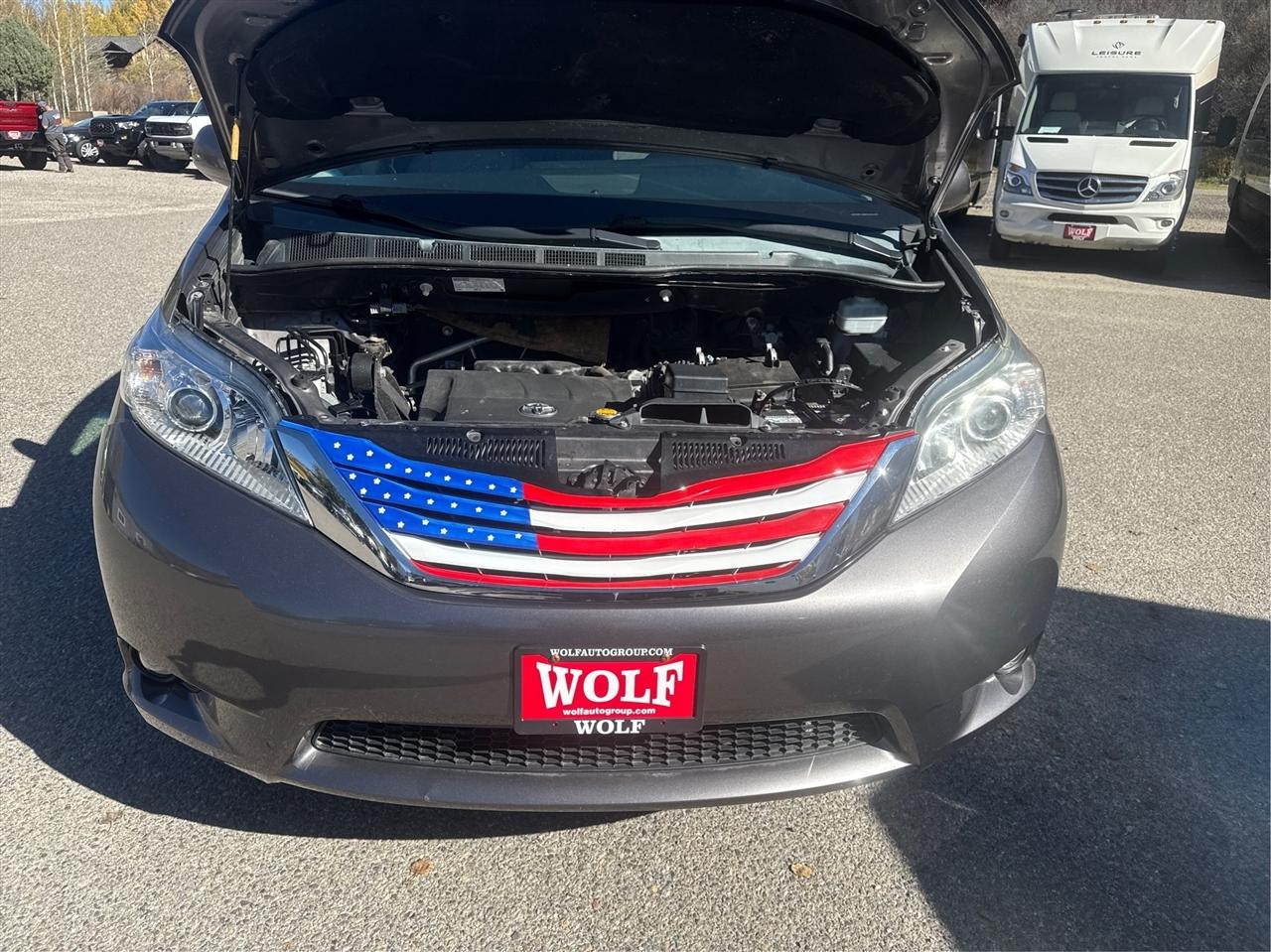 Toyota Sienna  2015