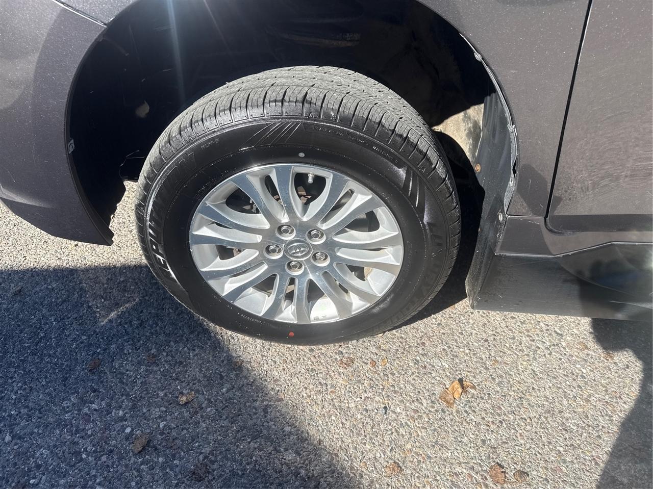 Toyota Sienna  2015