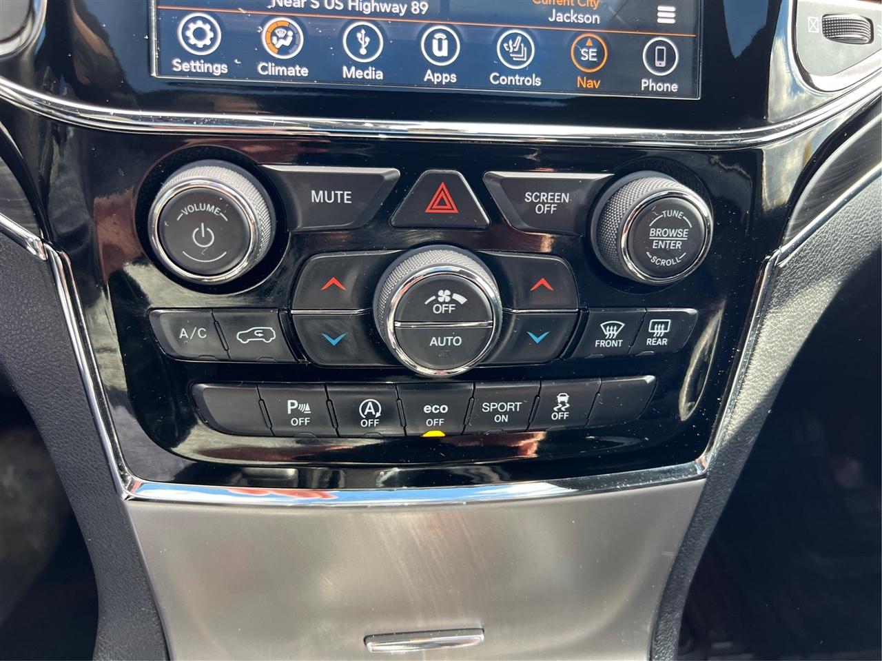 Jeep Grand Cherokee  2019