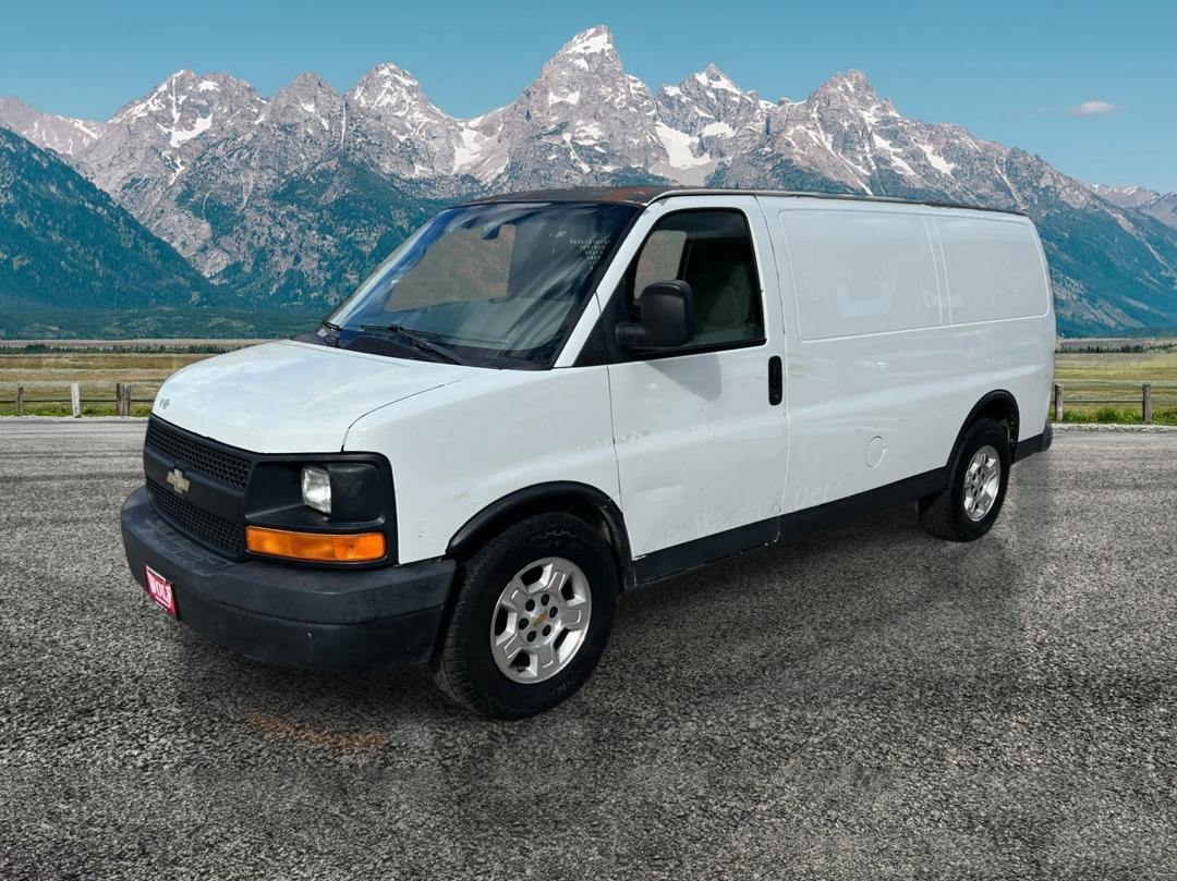 2006 Chevrolet Express Cargo Van 