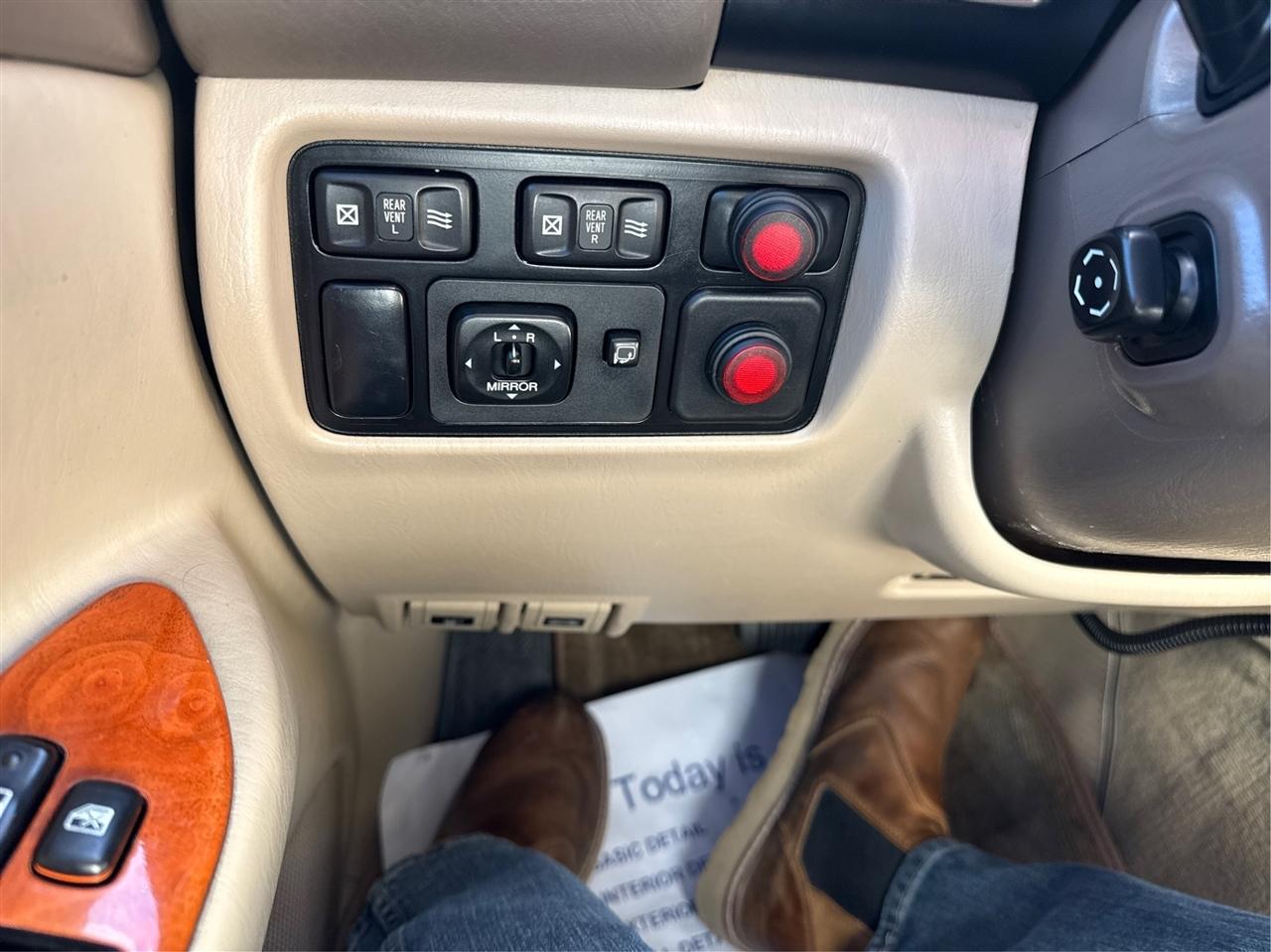 Lexus LX 470  2000