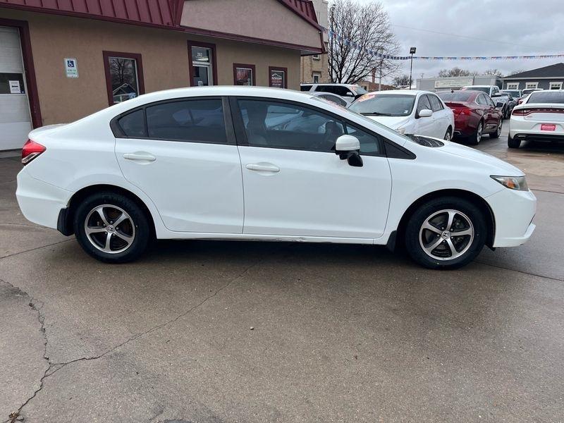 Honda Civic Sedan 4dr CVT SE 2015