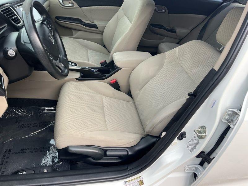 Honda Civic Sedan 4dr CVT SE 2015