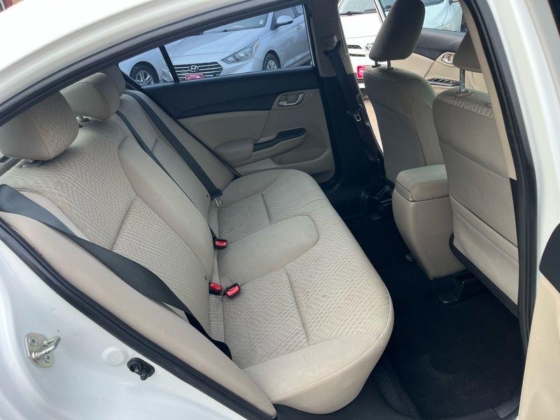Honda Civic Sedan 4dr CVT SE 2015