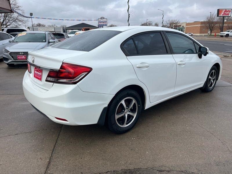 Honda Civic Sedan 4dr CVT SE 2015