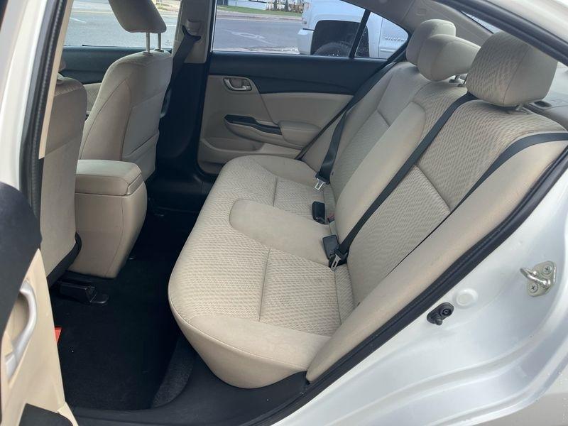 Honda Civic Sedan 4dr CVT SE 2015