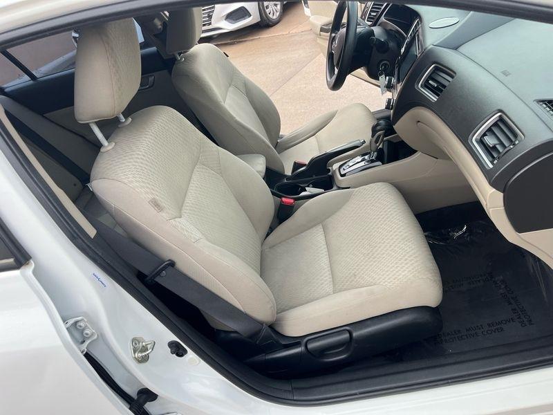 Honda Civic Sedan 4dr CVT SE 2015