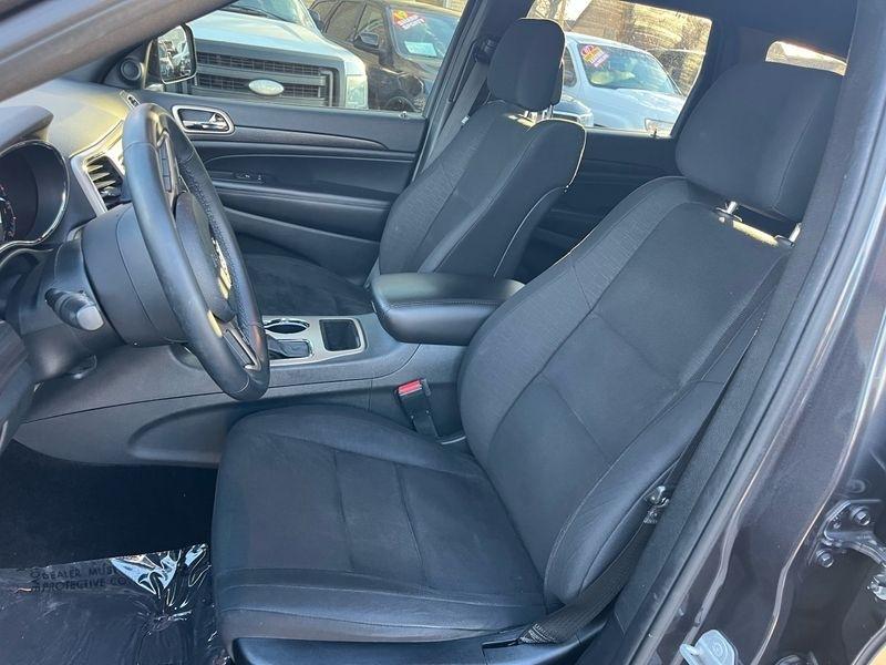 Jeep Grand Cherokee Laredo 4x4 2017