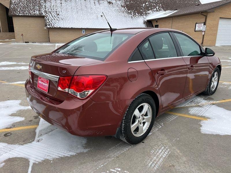 Chevrolet Cruze 4dr Sdn Man 1LT 2013