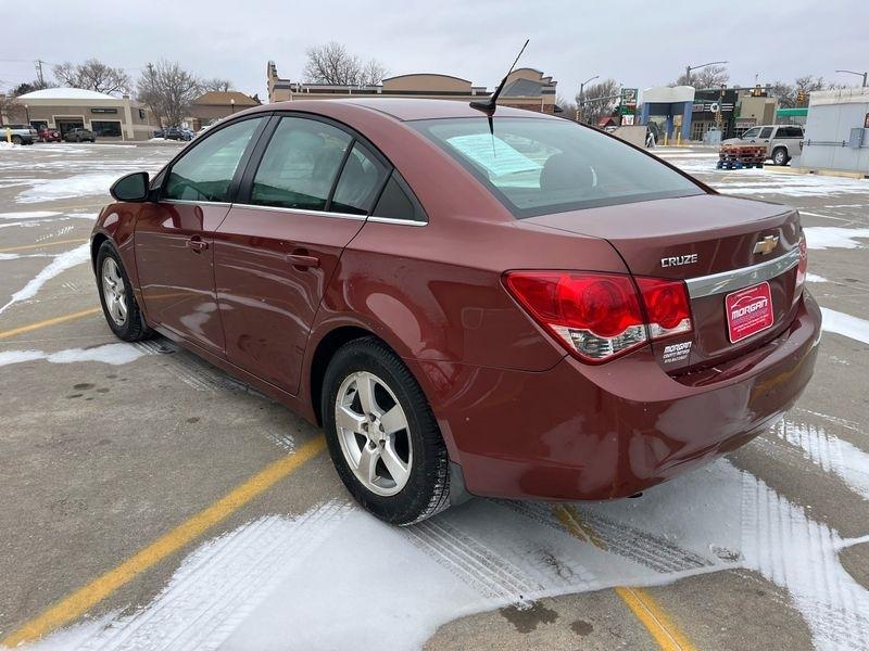 Chevrolet Cruze 4dr Sdn Man 1LT 2013