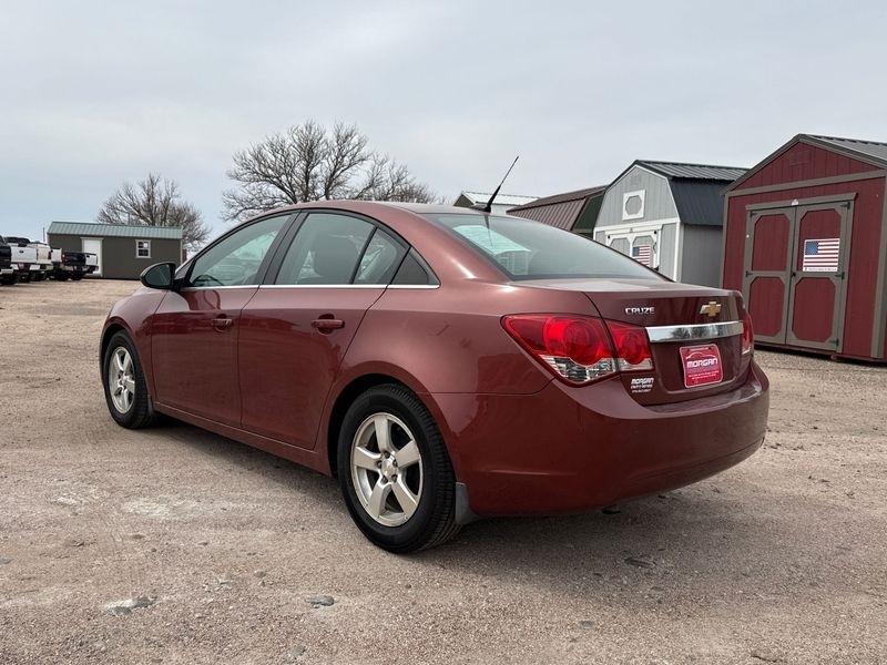 Chevrolet Cruze 4dr Sdn Man 1LT 2013