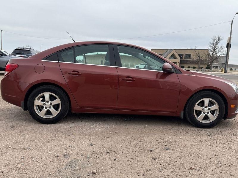 Chevrolet Cruze 4dr Sdn Man 1LT 2013