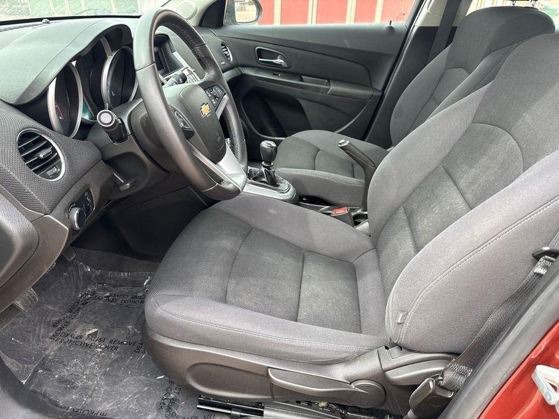 Chevrolet Cruze 4dr Sdn Man 1LT 2013