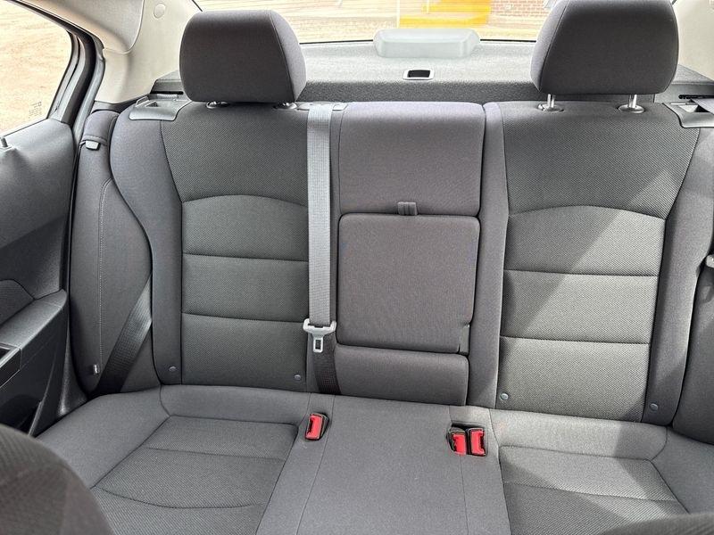 Chevrolet Cruze 4dr Sdn Man 1LT 2013