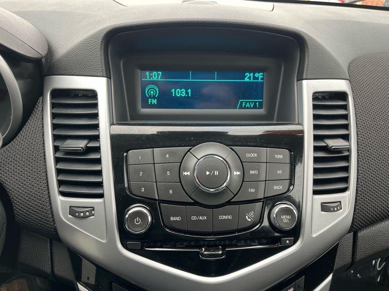 Chevrolet Cruze 4dr Sdn Man 1LT 2013