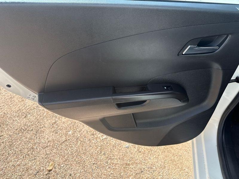 Chevrolet Sonic 5dr HB Auto LTZ 2014