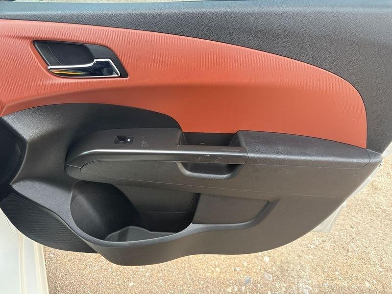 Chevrolet Sonic 5dr HB Auto LTZ 2014