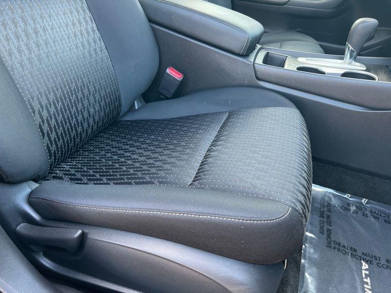 Nissan Altima 4dr Sdn I4 2.5 S 2016