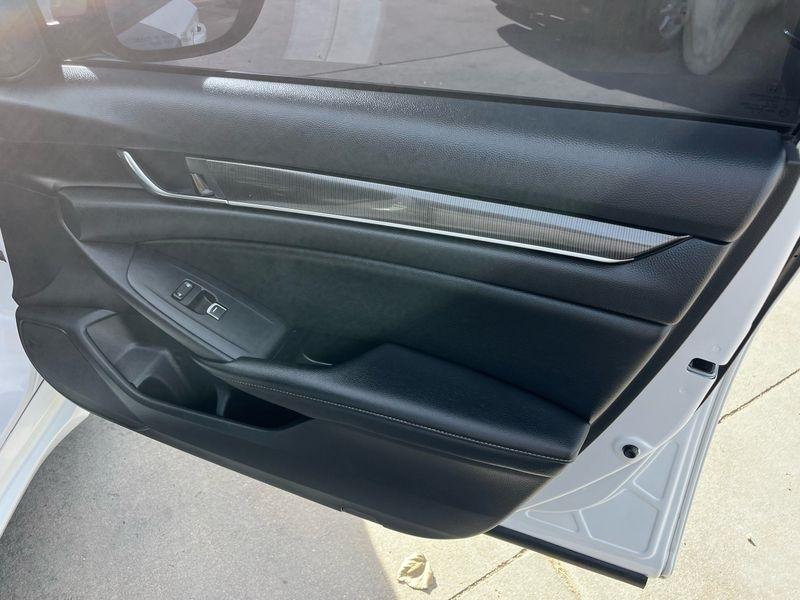 Honda Accord Sedan Sport 2.0T Auto 2019