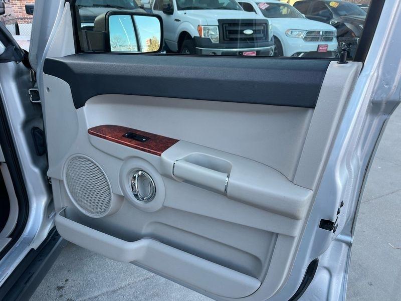 Jeep Commander 4dr Limited 4WD 2006