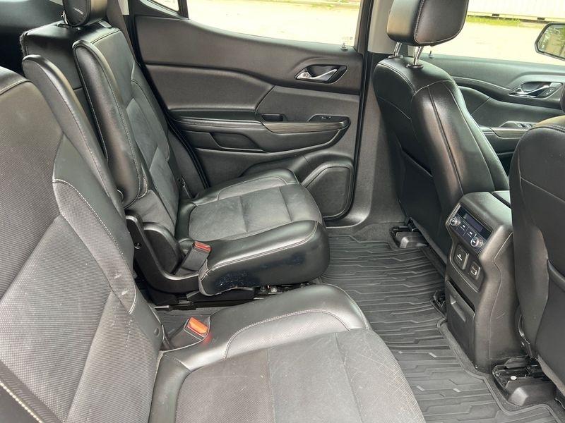 GMC Acadia AWD 4dr SLT w/SLT-1 2019