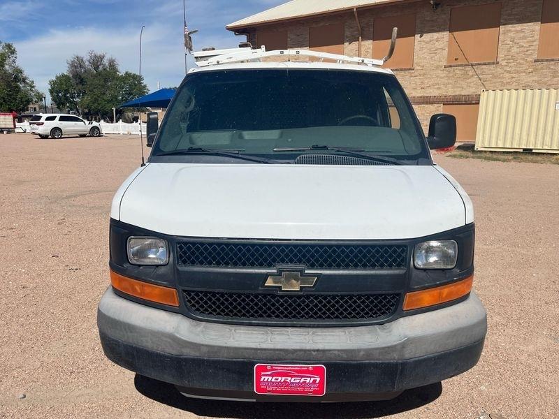 Chevrolet Express Cargo Van RWD 2500 135" 2010