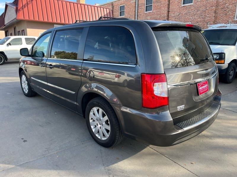 Chrysler Town & Country 4dr Wgn Touring 2016