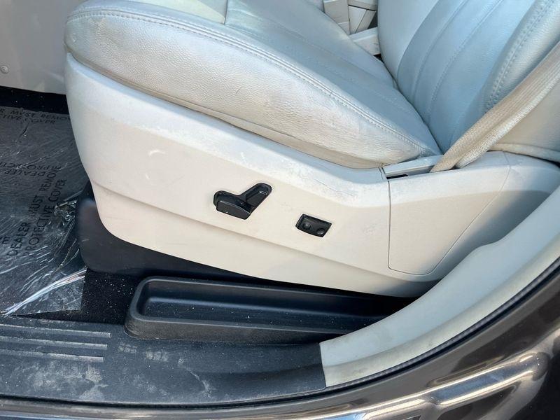 Chrysler Town & Country 4dr Wgn Touring 2016