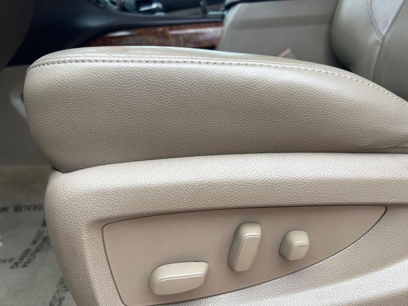 Chevrolet Tahoe 4WD 4dr Premier 2017