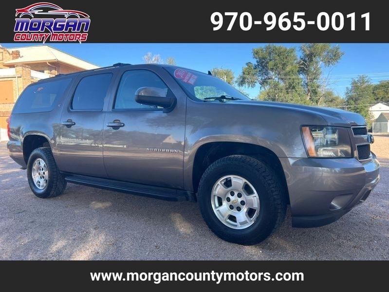 Chevrolet Suburban 4WD 4dr LT 2014