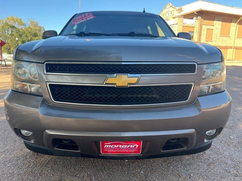 Chevrolet Suburban 4WD 4dr LT 2014