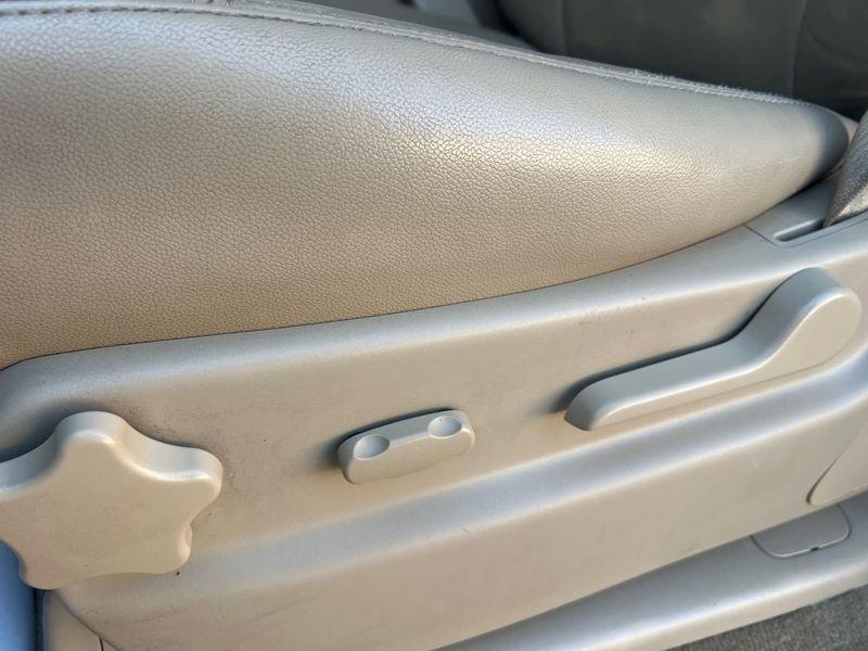 Chevrolet Suburban 4WD 4dr LT 2014