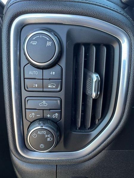 Chevrolet Silverado 1500 4WD Crew Cab 147" LT 2019