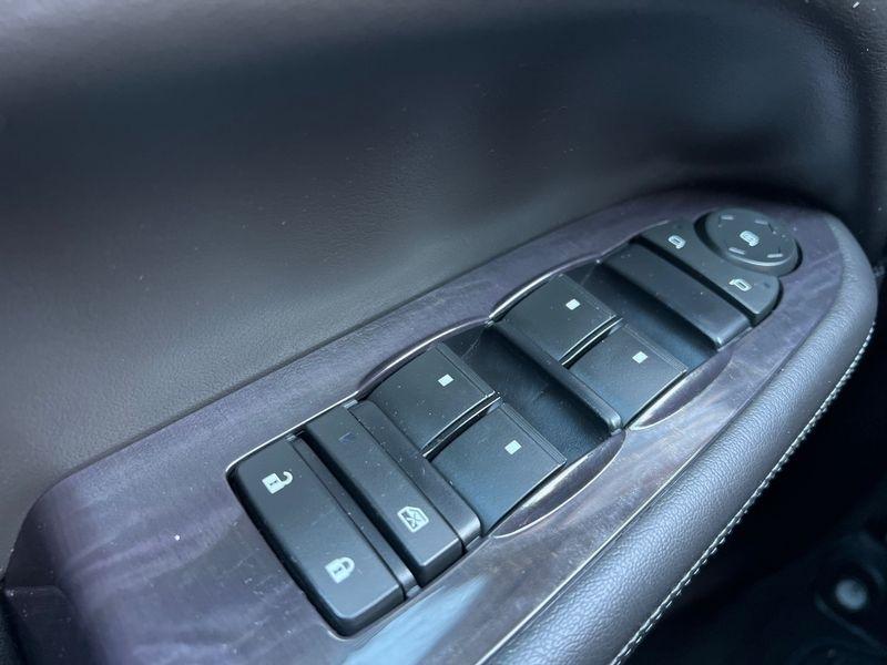 Buick Enclave AWD 4dr Leather 2016