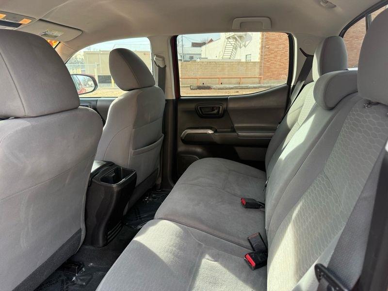 Toyota Tacoma 4WD Double Cab V6 MT TRD Off Road (Natl) 2016