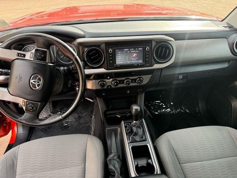 Toyota Tacoma 4WD Double Cab V6 MT TRD Off Road (Natl) 2016