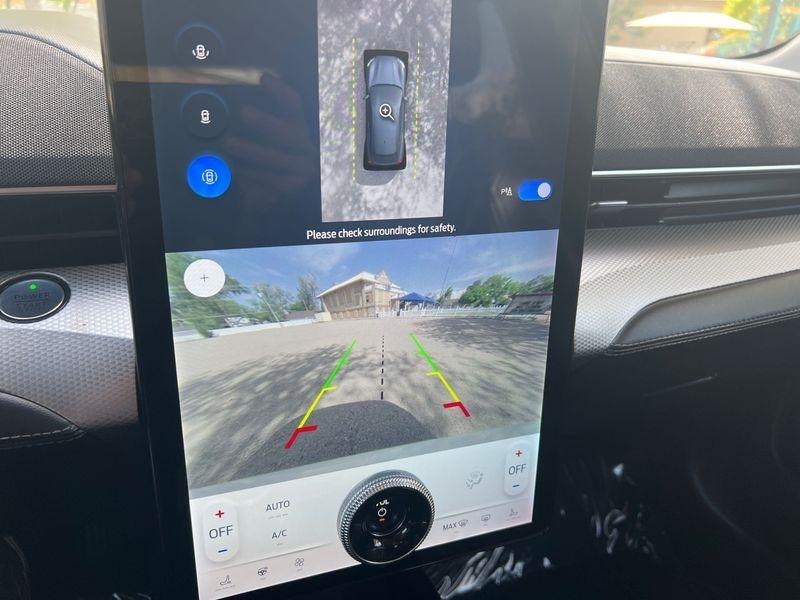 Ford Mustang Mach-E Select AWD 2021