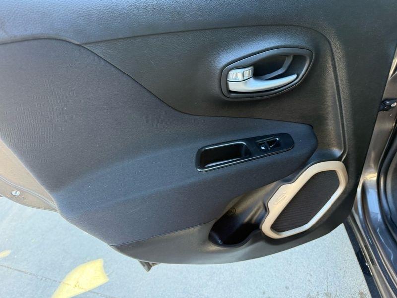 Jeep Renegade 4WD 4dr Latitude 2016