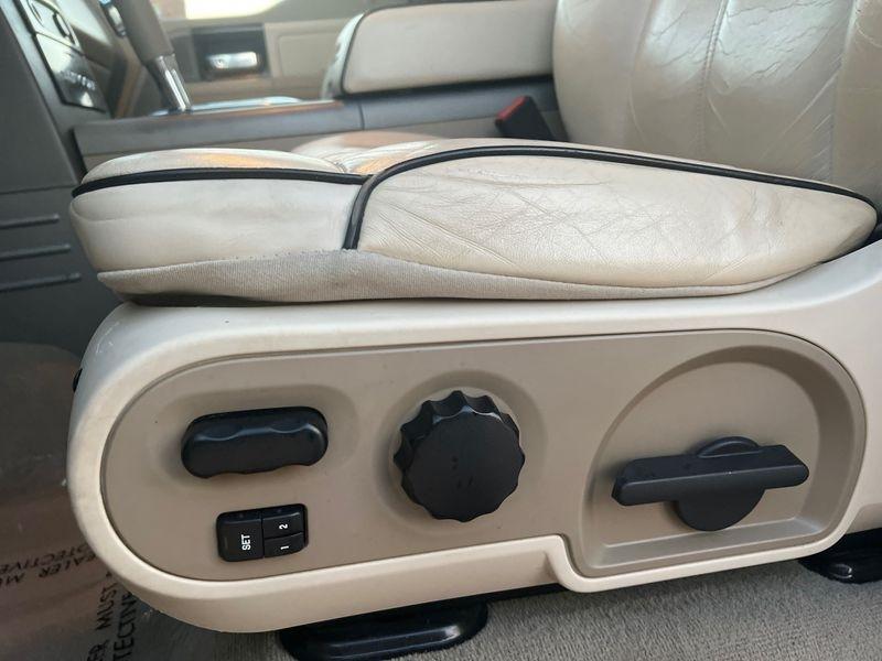 Lincoln Mark LT 4WD Supercrew 150" 2008