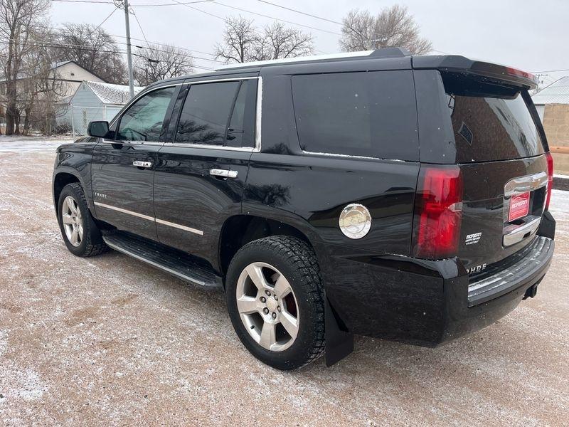 Chevrolet Tahoe 4WD 4dr LT 2015