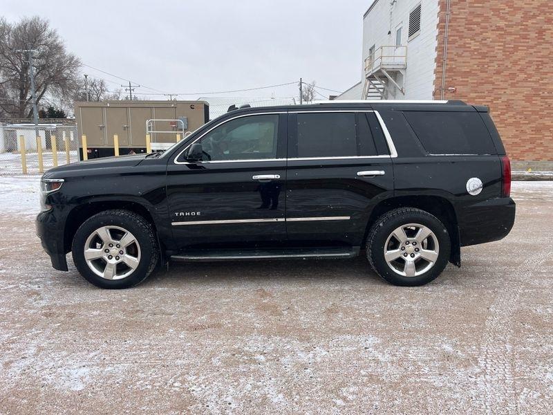 Chevrolet Tahoe 4WD 4dr LT 2015