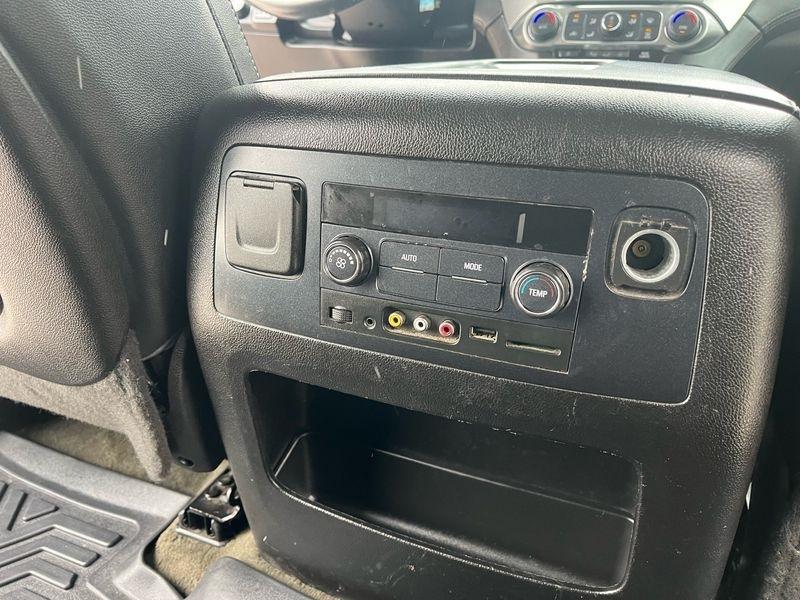 Chevrolet Tahoe 4WD 4dr LT 2015