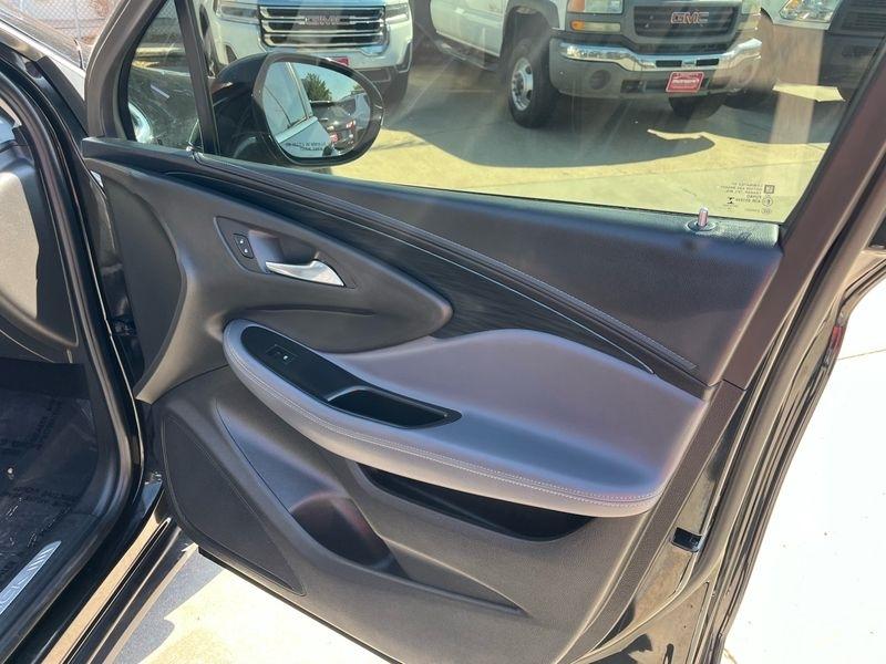 Buick Envision AWD 4dr Essence 2019