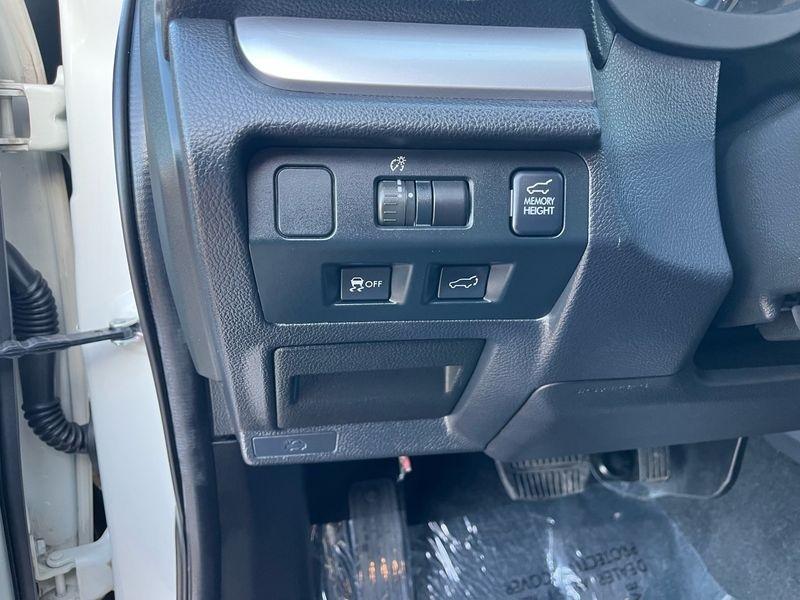 Subaru Forester 4dr CVT 2.0XT Touring 2015