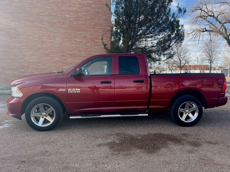RAM 1500 2WD Quad Cab 140.5" Express 2014