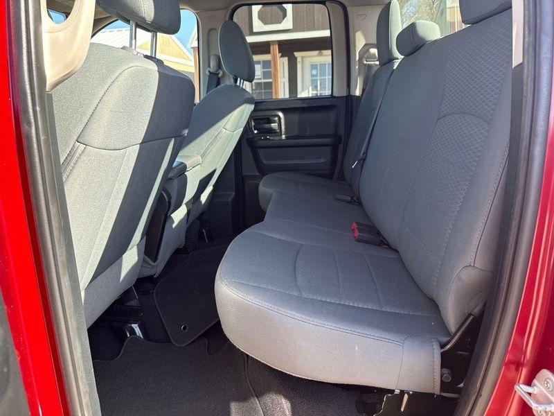 RAM 1500 2WD Quad Cab 140.5" Express 2014