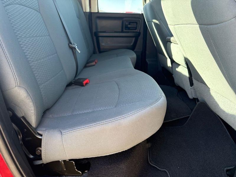 RAM 1500 2WD Quad Cab 140.5" Express 2014