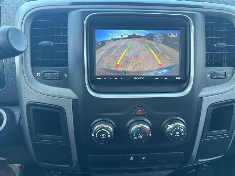 RAM 1500 2WD Quad Cab 140.5" Express 2014