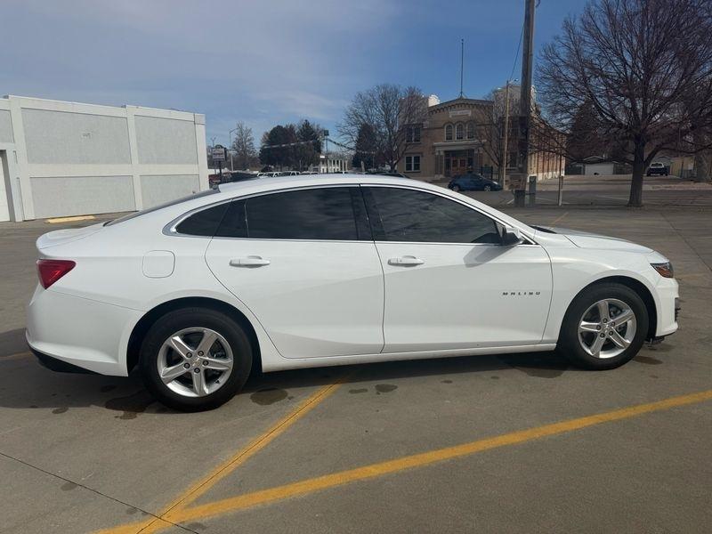 Chevrolet Malibu 4dr Sdn LS w/1FL 2024