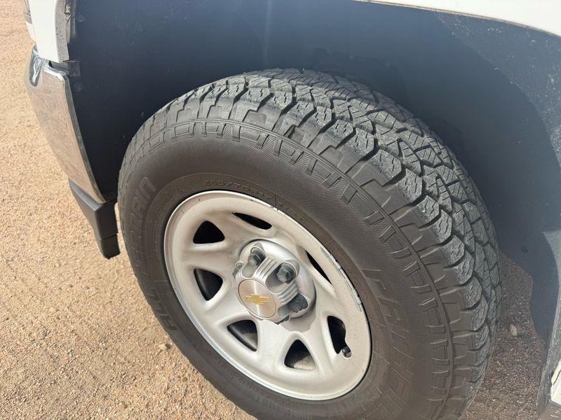 Chevrolet Silverado 1500 4WD Reg Cab 133.0" Work Truck 2017